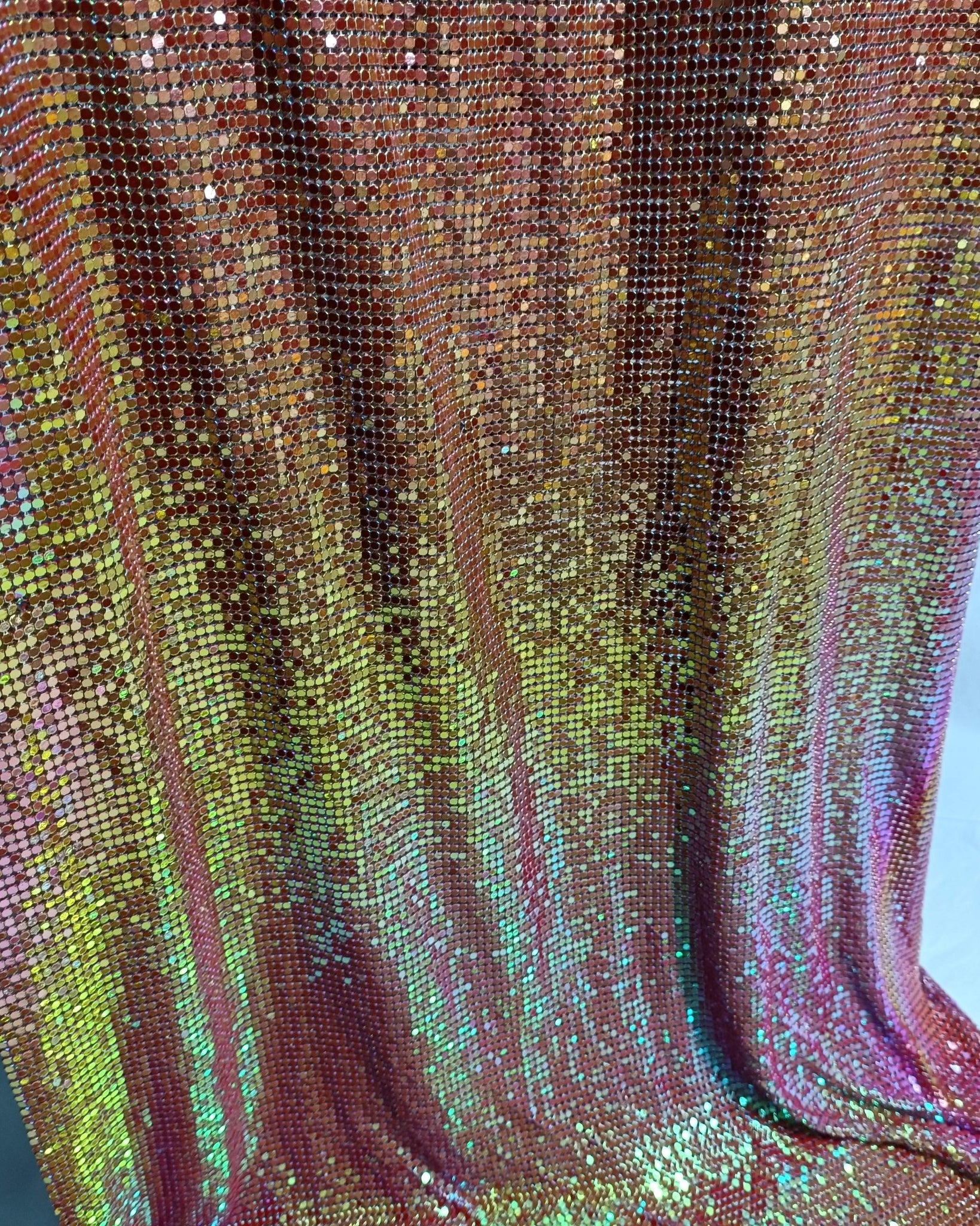 Aluminum Metal Mesh | Colorful Red - Atelier Rioux Fabric Store