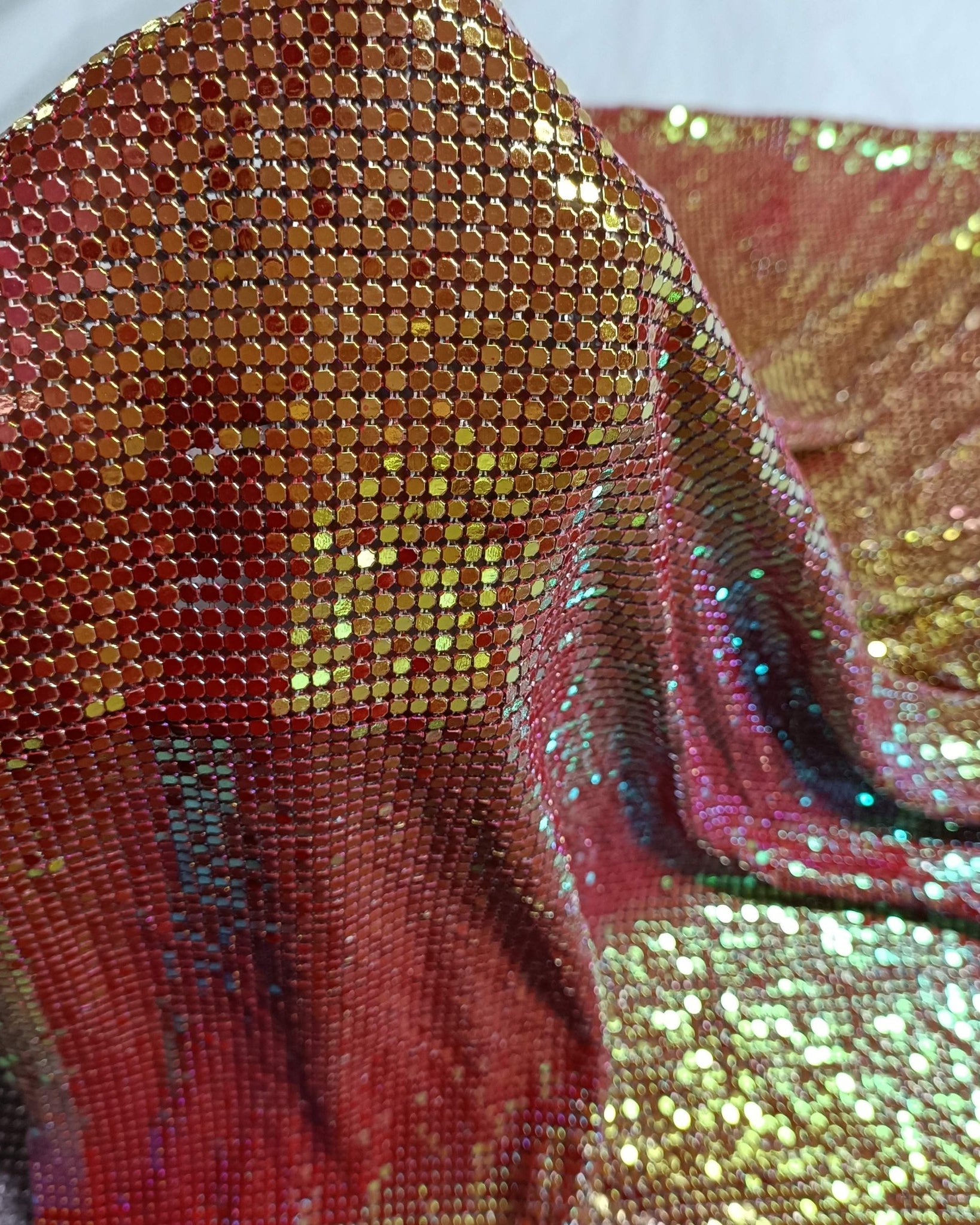 Aluminum Metal Mesh | Colorful Red - Atelier Rioux Fabric Store