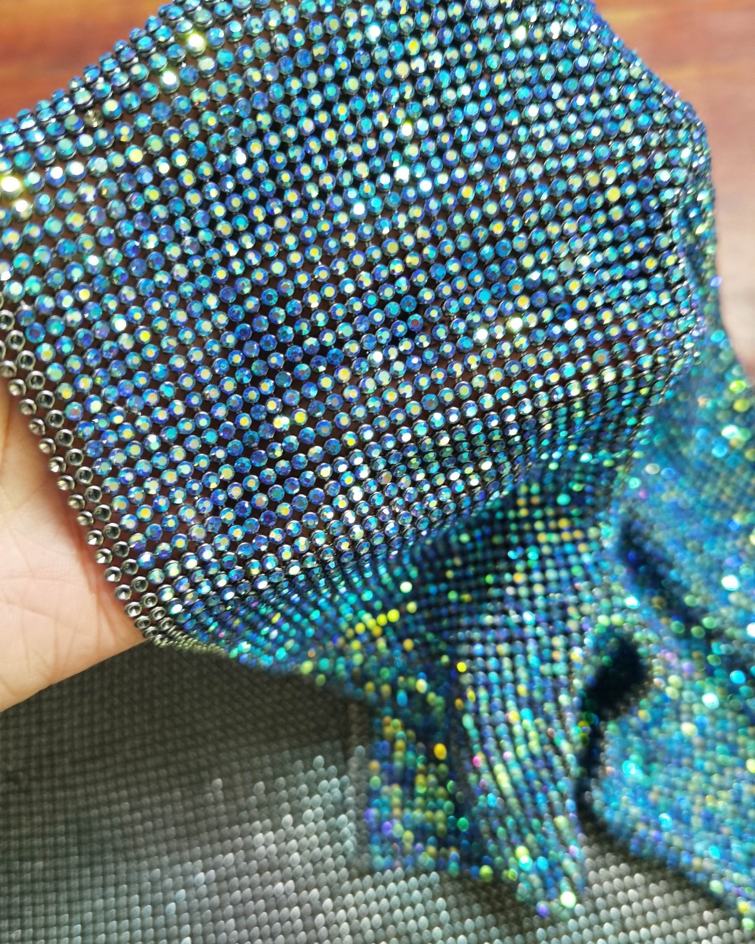 Blue Zircon AB in Pewter Case - Atelier Rioux Fabric Store