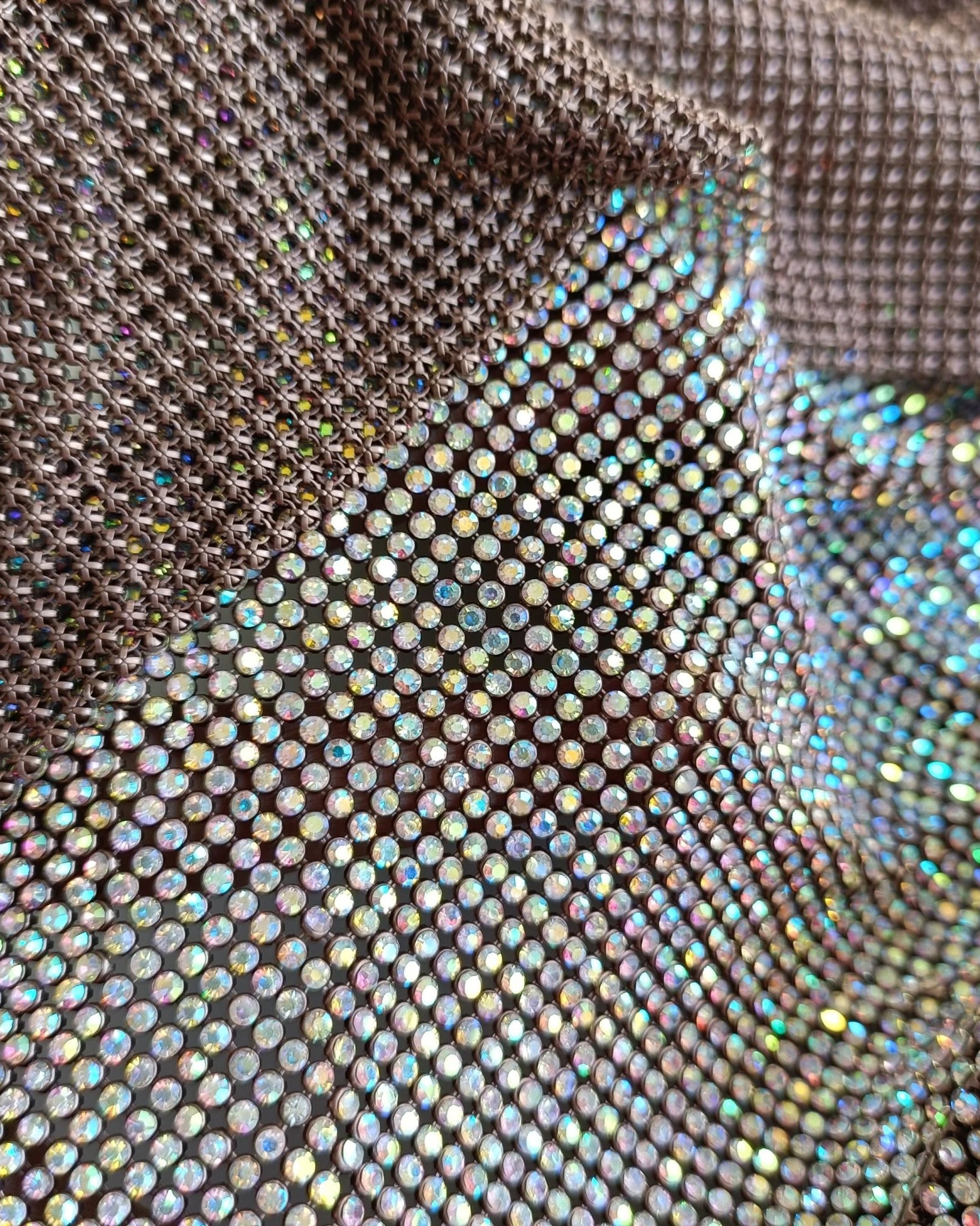 Crystal AB in Rose Gold Case - Atelier Rioux Fabric Store