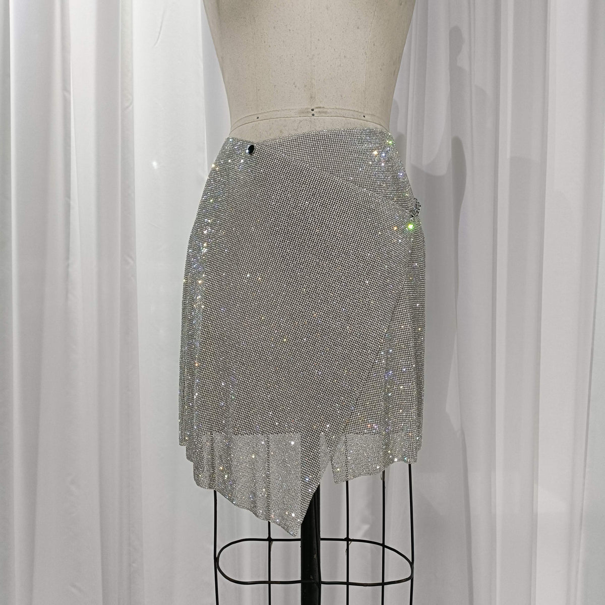 Asymmetric Silver Crystal Mesh Short Skirt – atelierioux